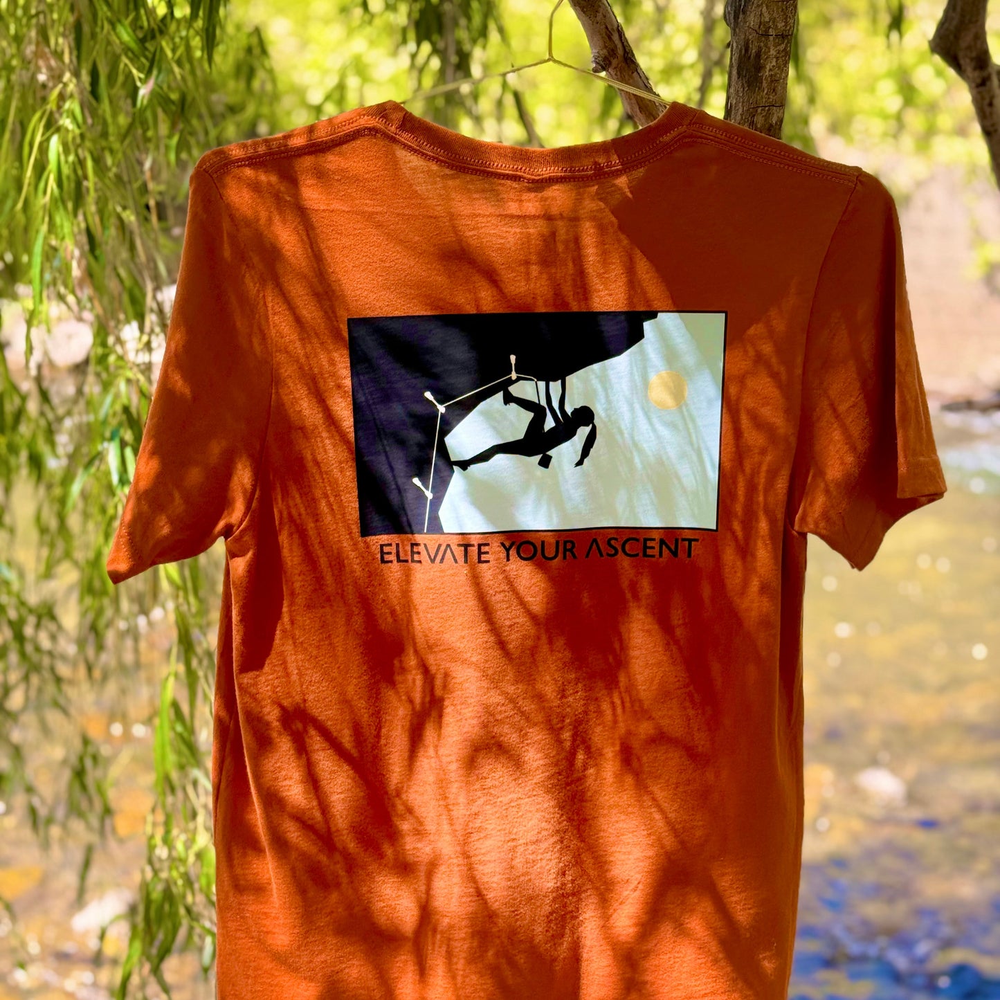 Suspension Tee